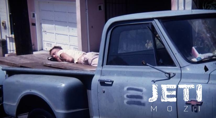 Kozmikus művésznek állítunk emléket a Jeti Moziban