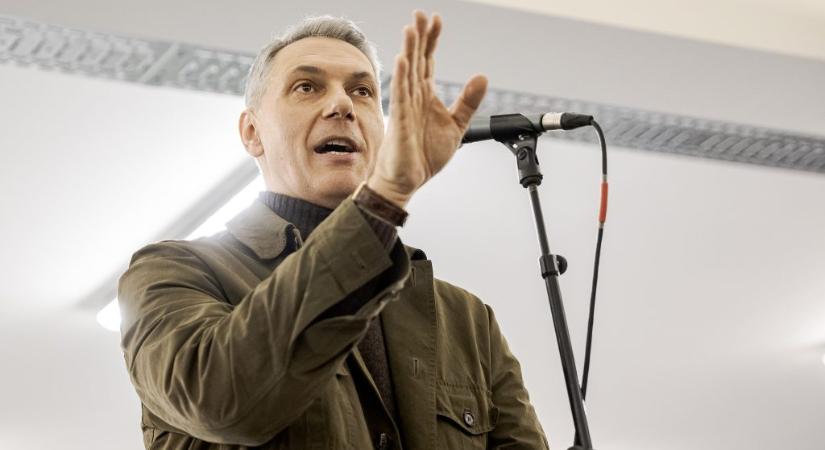 Átfogó agrárprogramot hirdetett Lázár János Mezőhegyesen