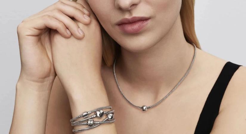 Platina váltja az ezüstöt a Pandoránál – stratégiai választ adott az ékszergyártó az ezüstárak ingadozására