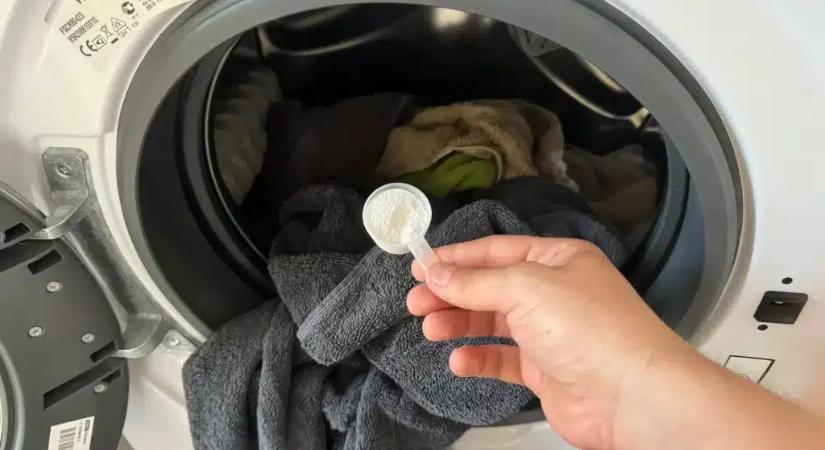 Soha nem mosok már enélkül törölközőt: áldom a napot, amikor kipróbáltam