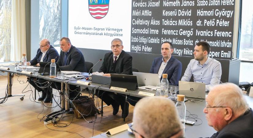 Elfogadták a költségvetést Győrben - Biztosított a kiszámítható működés