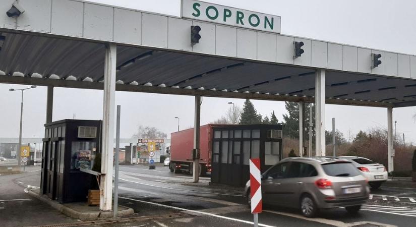 Rendkívüli esemény: Lezárták a határátkelőt Sopronnál