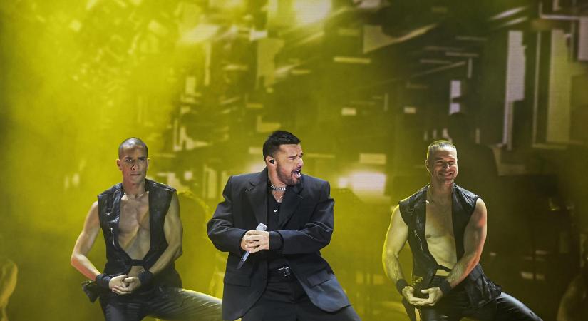 Mészáros Lőrinc után a nép egyszerű gyermekei előtt is fellép Ricky Martin Budapesten