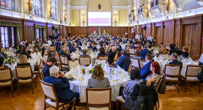 Varga-Bajusz Veronika: a Debreceni Egyetem a legerősebb vidéki egyetem, amely minden megújulási lehetőséget kihasznál