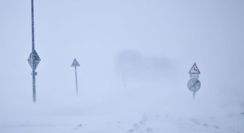 Hófúvás: Nem vicc, ne induljon útnak senki!