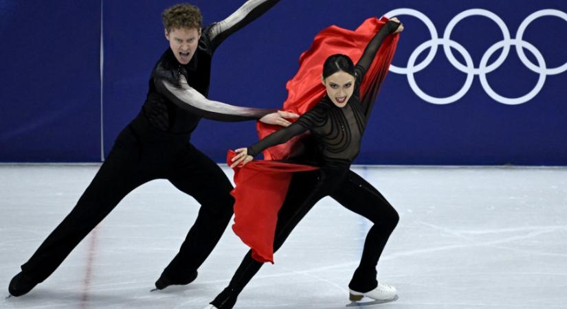 Ezek voltak a téli olimpia legszebb műkorcsolya-versenyruhái: többet is az egyik versenyző tervezte