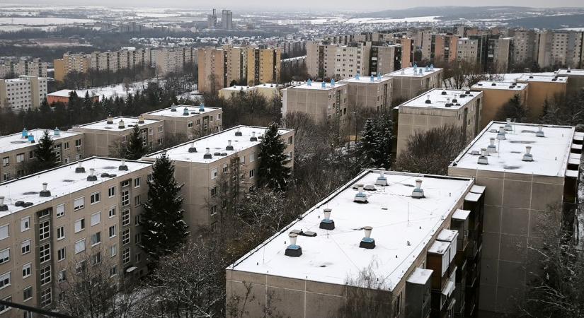 Ilyen fehér Miskolcot is régen látott! Pláne felülről (fotóval, videóval)