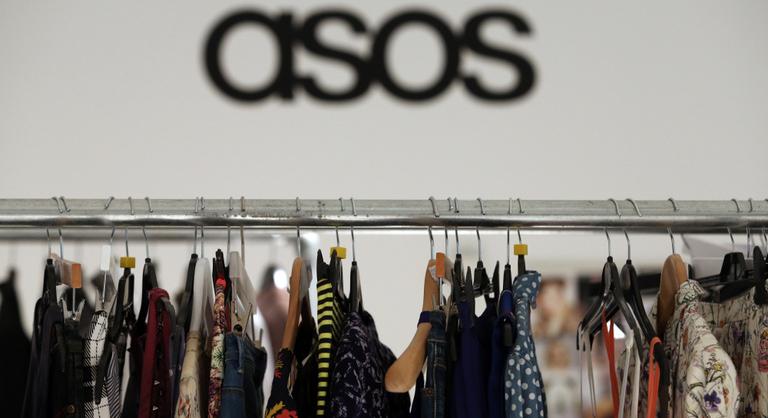 Rejtélyes körülmények között zuhant ki egy toronyház erkélyéről az Asos társalapítója