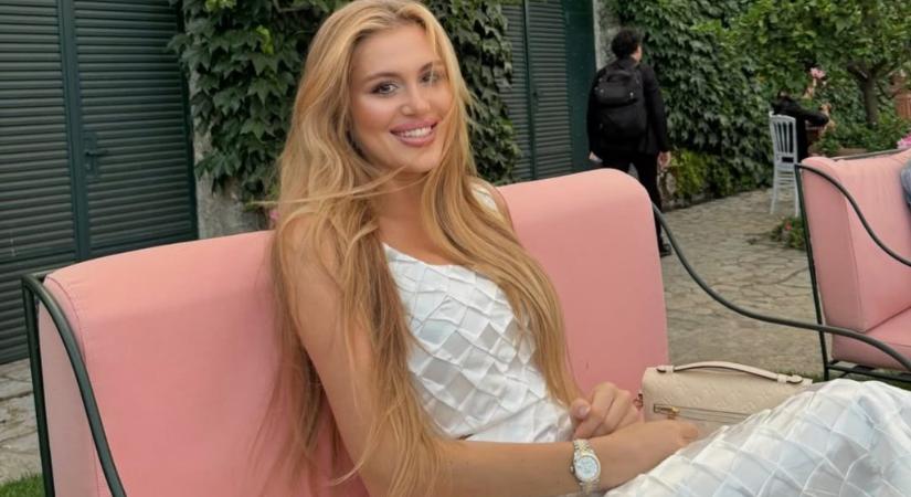 Buzsik Borka gyerekkori fotót mutatott magáról