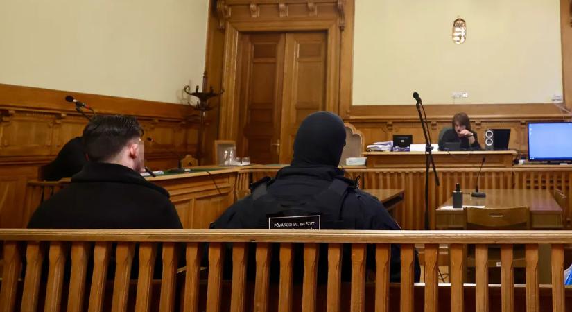 „Ezt érdemli a kutya!”- Bedrogozva verték össze a férfit a budapesti HÉV megállóban