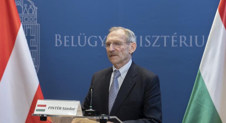 Több minisztériumra is lesújtott a KEHI, milliós bírságokat szabtak ki