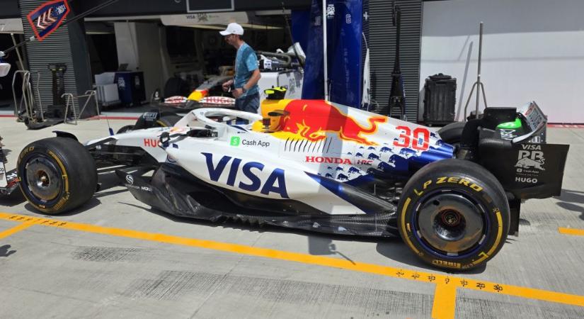 Moziba mennek a Forma 1 futamok