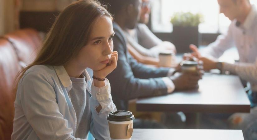 A ghostingolás ártalmasabb, mint hittük – Így hat rád a néma elutasítás