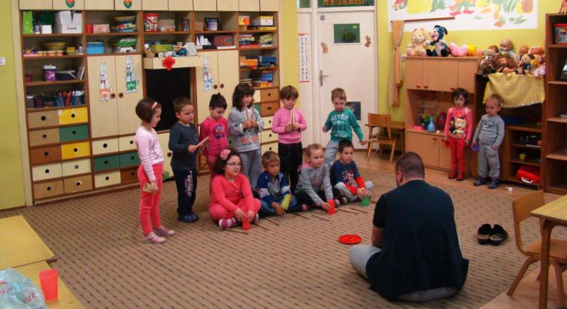 Üldöztetésnek teszik ki a nem párthű óvónőket Szabadkán