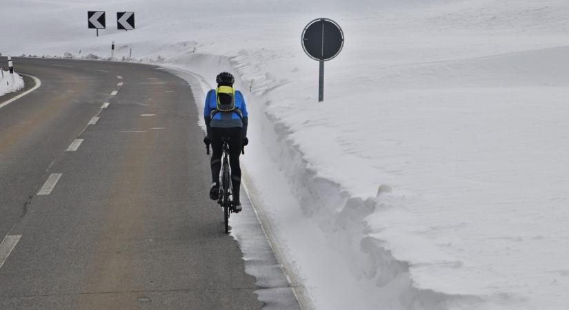 Időjárás: Viharos széllel és hófúvással folytatódik a kritikus időszak VIDEÓ