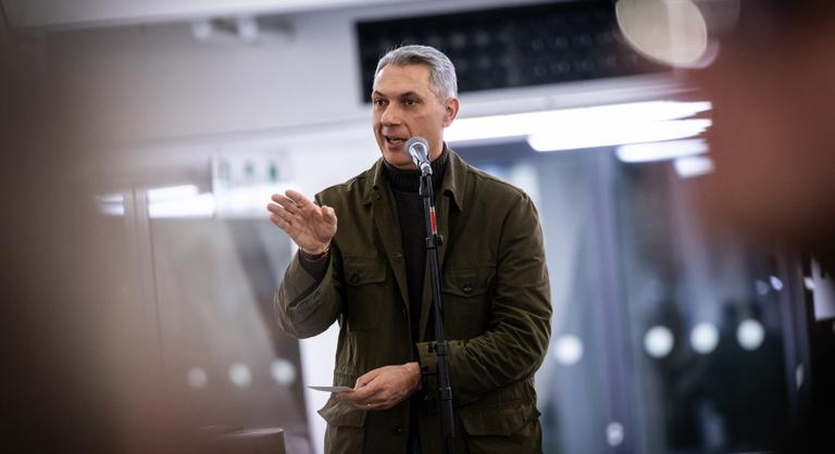 Lázár János: Még nem vertem meg senkit és engem sem vertek meg