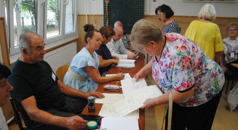 Tülekedés: 28 pártot vett nyilvántartásba a Nemzeti Választási Iroda