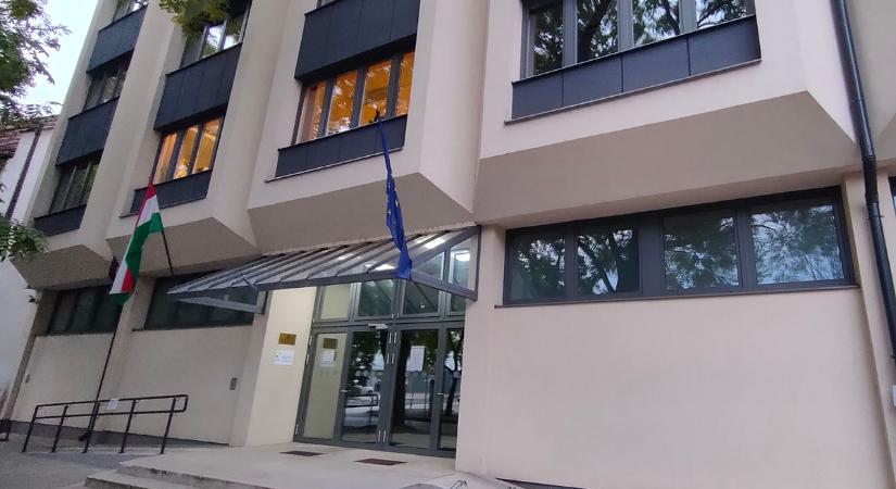 Új korszak az ügyintézésben: elindult a Vállalkozói Ügysegéd