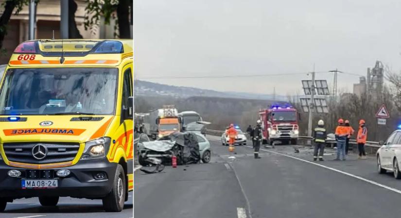 „Nem hiszem el, hogy itt hagytál bennünket” – Halálos baleset az M2-esen: ifjú férj az áldozat
