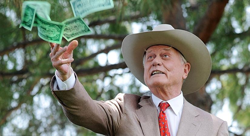 Bicskanyitogató: decemberben 789 200 forint volt a bruttó átlagkereset