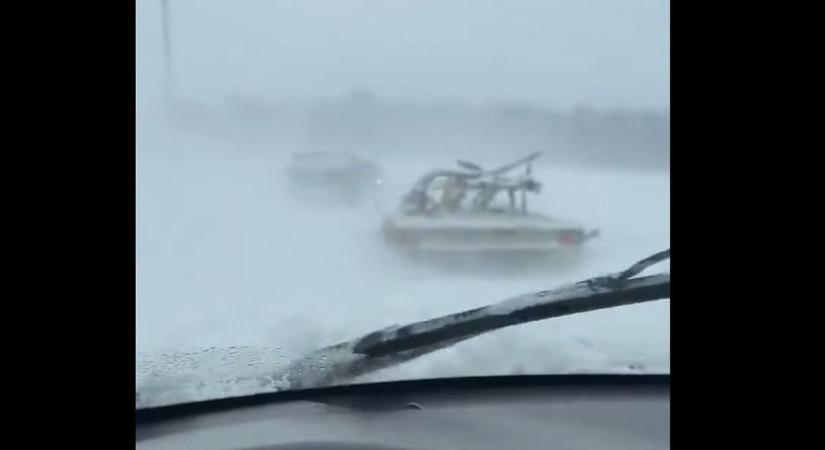 Apokaliptikus állapotok Vas vármegyében – hidegrázós felvételen a brutális hóvihar (VIDEÓ)