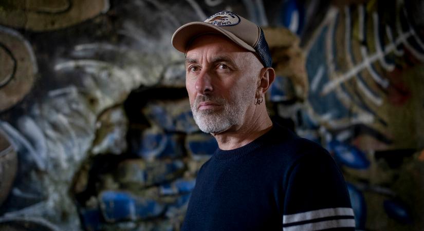 Újra Pozsonyban lép fel a megszállott környezetvédő zeneszerző