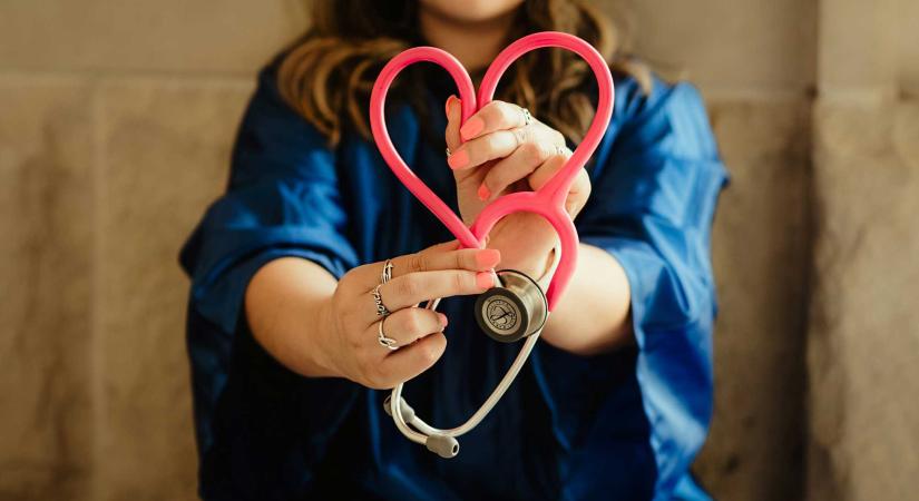 Mi tartaná itthon a fiatal orvosokat? Jó ösztönző lehet például a háziorvosi szakma