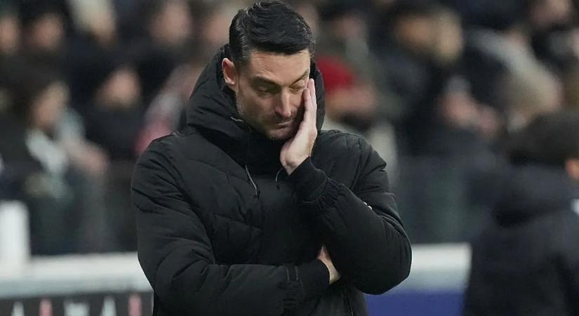 Sorban dőlnek ki a Frankfurt játékosai