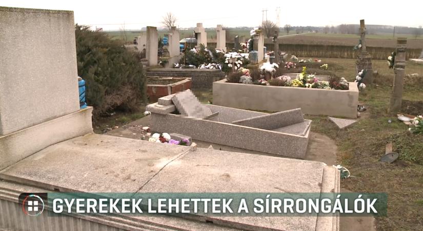 Gyerekek rongálhatták meg a temetőt