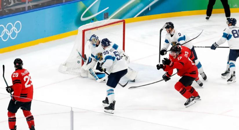 Kanada 0–2-ről fordított a finnek ellen, döntőt játszhat az olimpián