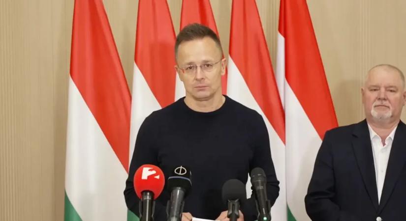 Szijjártó Péter: Magyarország blokkolja az Ukrajnának szánt 90 milliárd eurós hadikölcsönt