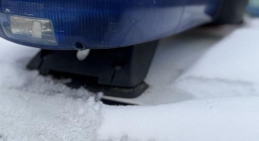 A Zalához egyik legközelebbi osztrák határátkelőt lezárták a hó miatt – Vasban is súlyos a helyzet