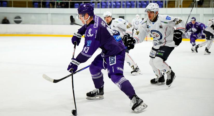 Jégkorong ob I: döntőben a DEAC, talpon maradt a BJA HC