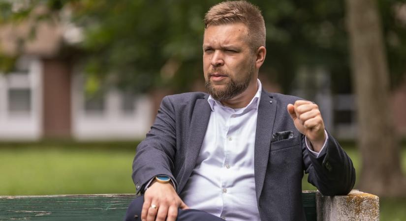 Két percig tartott csak a győri közgyűlés, ami előtt a polgármester kijelentette, vége a következmények nélküli világnak