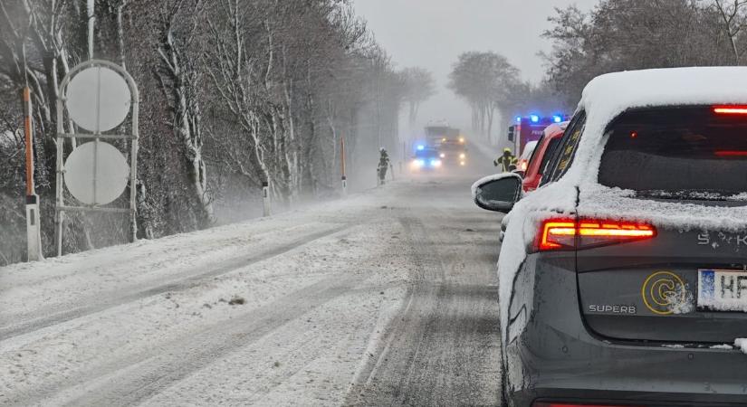 Újra járható a bozsoki határátkelőhely