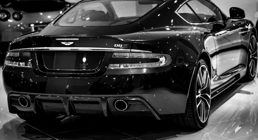 Az Aston Martin közel 10 százalékkal kevesebb autót adott el tavaly