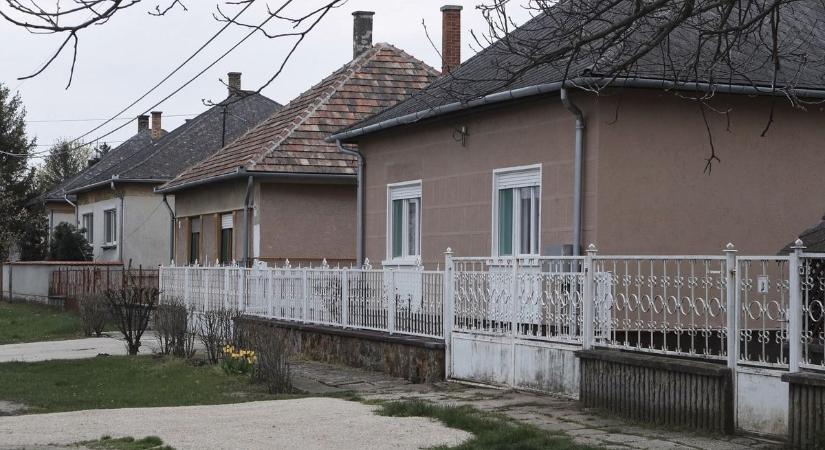 Viszik, mint a cukrot! Itt lehet a legolcsóbban hozzájutni egy Kádár-kockához Hajdú-Biharban