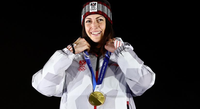 Nem sok mindent hagyott a képzeletnek a Playboynak levetkőző olimpiai bajnok