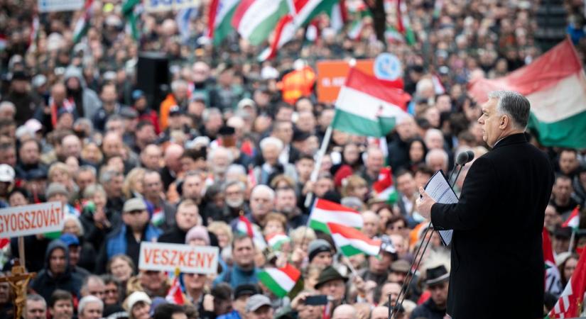 Hivatalosan is elindult a kampány, a tét minden eddiginél nagyobb