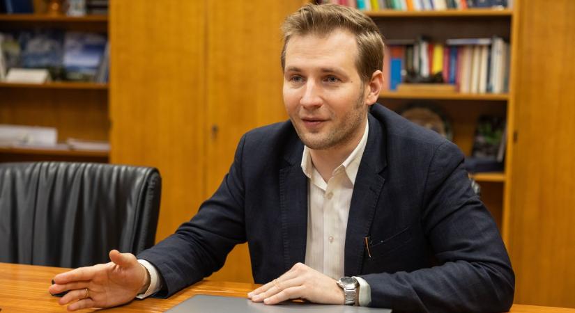 Indul a kampányidőszak: szerdára lehetnek meg az első jelöltek