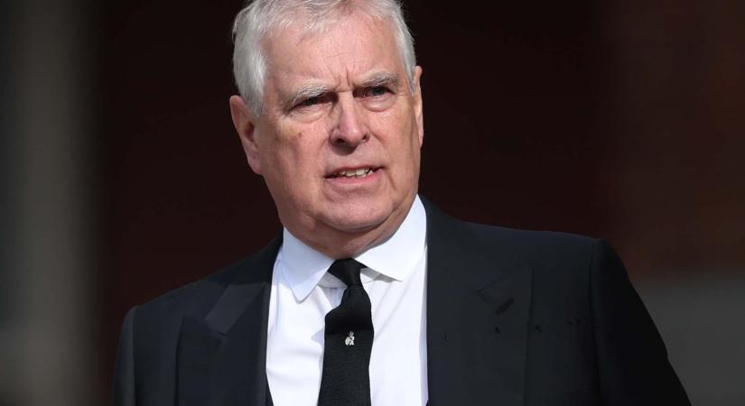 Lehet, hogy András herceget eltávolítják a trónutódlási sorból Nagy-Britanniában az Epstein-botrány miatt