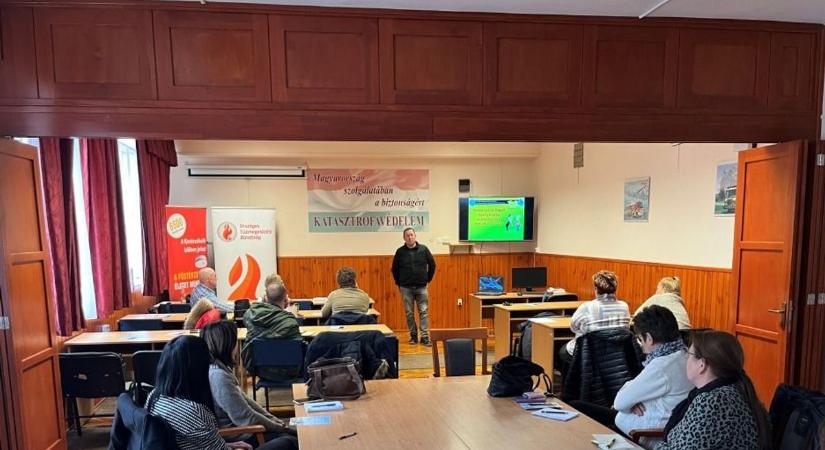 Veszélyelhárítási tervekről is egyeztettek a szakemberek az önkormányzatok
