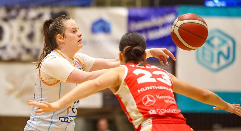 A bajnokságban csap össze a KSC kupaelődöntős ellenfelével