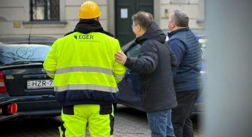 Változott a helyzet Egerben, új lendülettel dolgoznak a köztereken