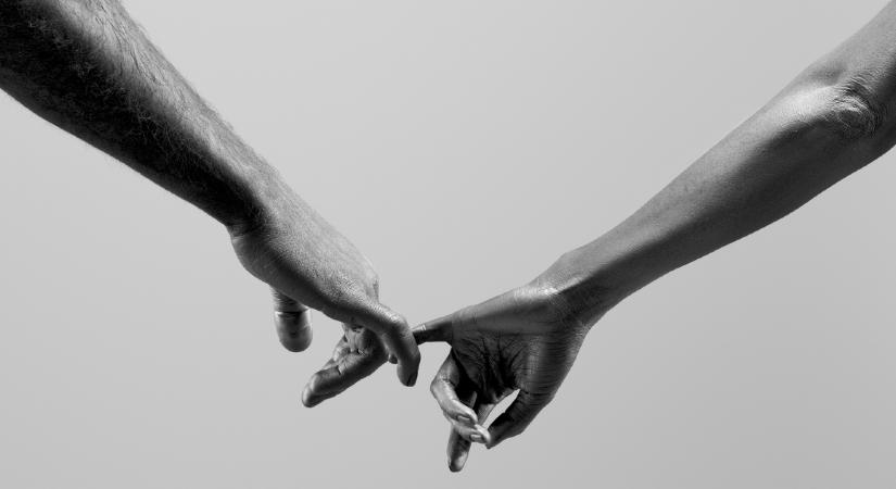 Pszichológusok szerint ez az 5 legjobb módszer arra, hogy ne a gyerekkori minták irányítsák a párválasztásod