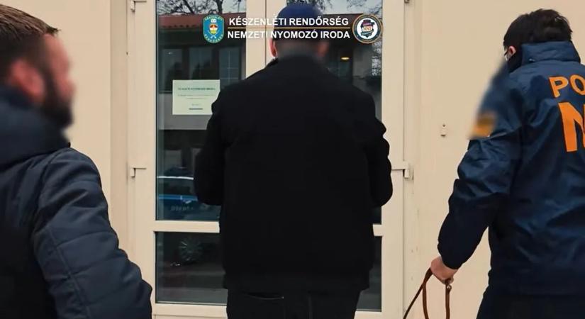 Ezért kell szülőként nagyon figyelni: pedofil férfi környékezett meg sikerrel 11-13 éves kiskamaszokat