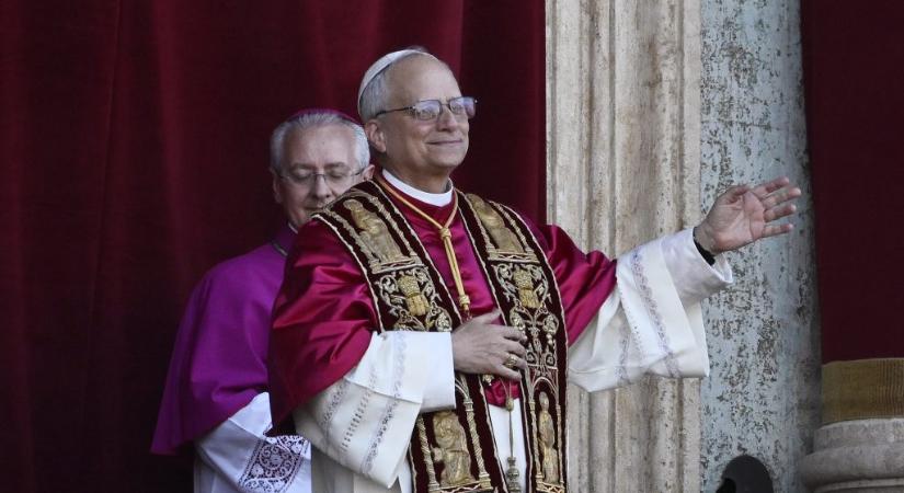 Sulyok Tamást fogadja XIV. Leó pápa a Vatikánban
