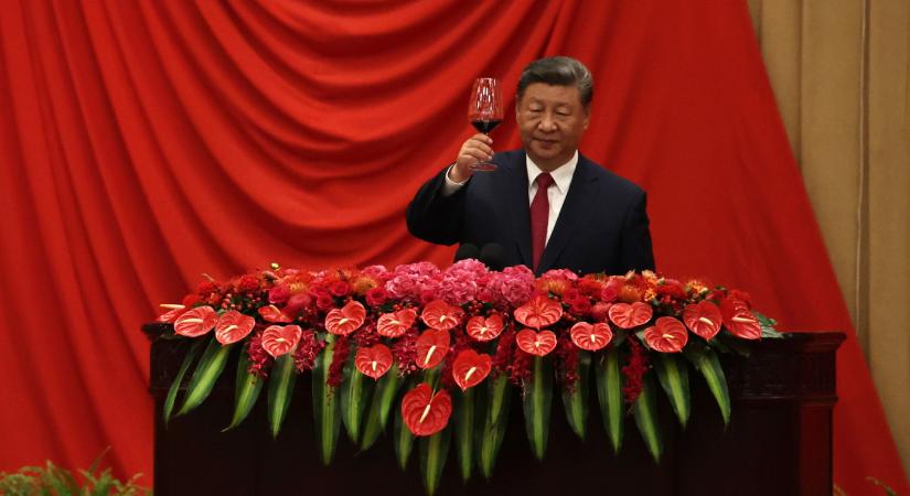 Hszi Csin-ping, a tigrisek és legyek ura