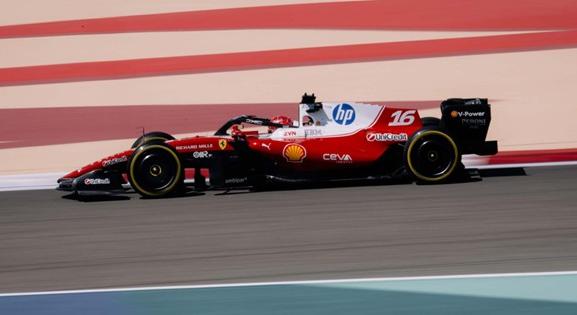 Lenyűgöző, mit művelt Leclerc a Ferrarival