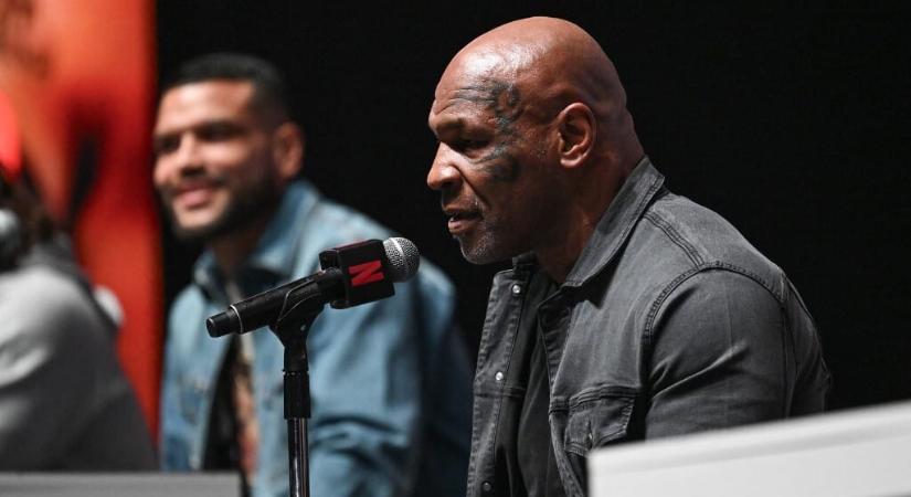 Mike Tyson-Floyd Mayweather meccs jön áprilisban